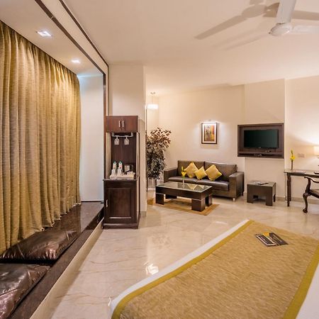 Hotel Shanti Palace Mahipalpur Нью-Делі Екстер'єр фото