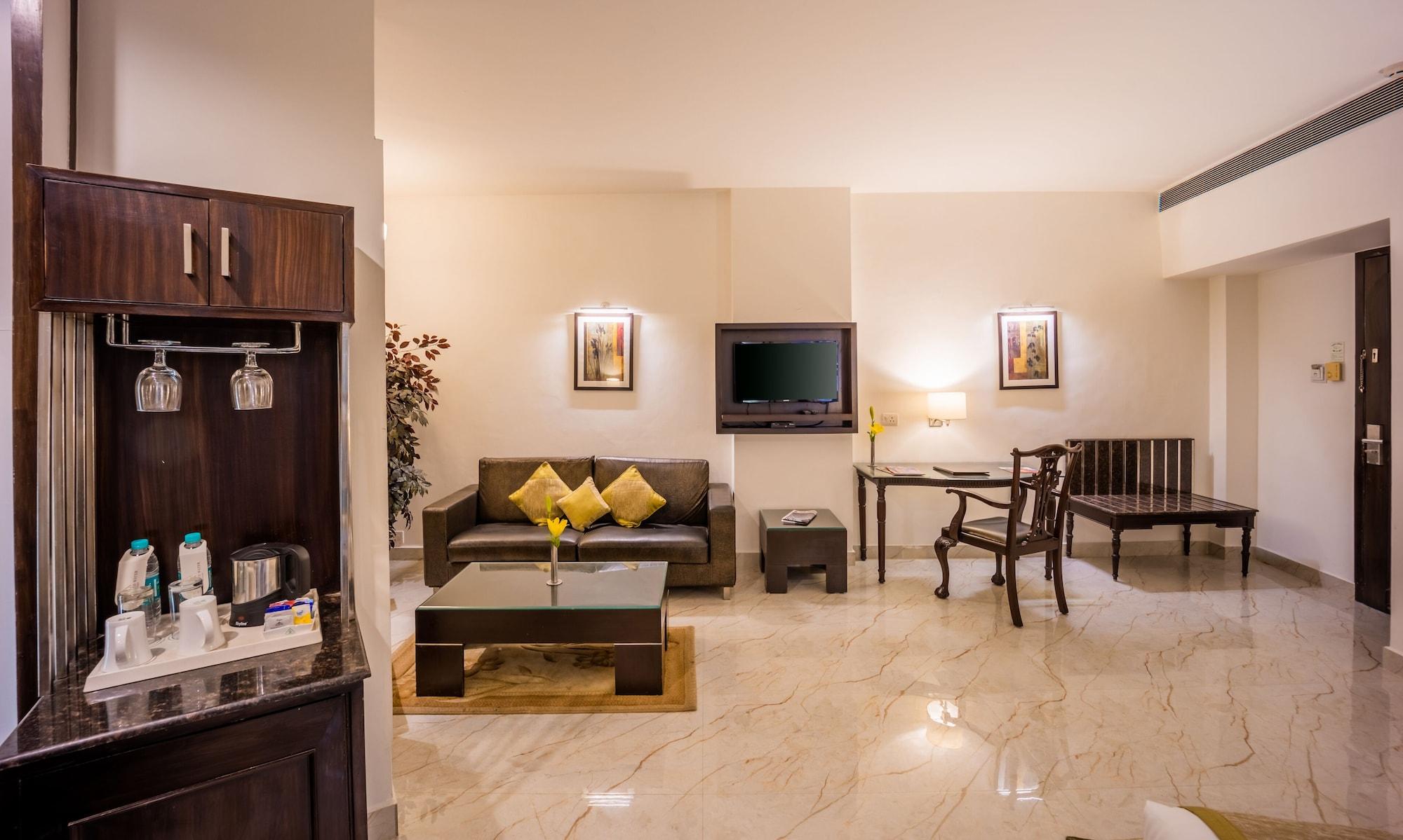 Hotel Shanti Palace Mahipalpur Нью-Делі Екстер'єр фото